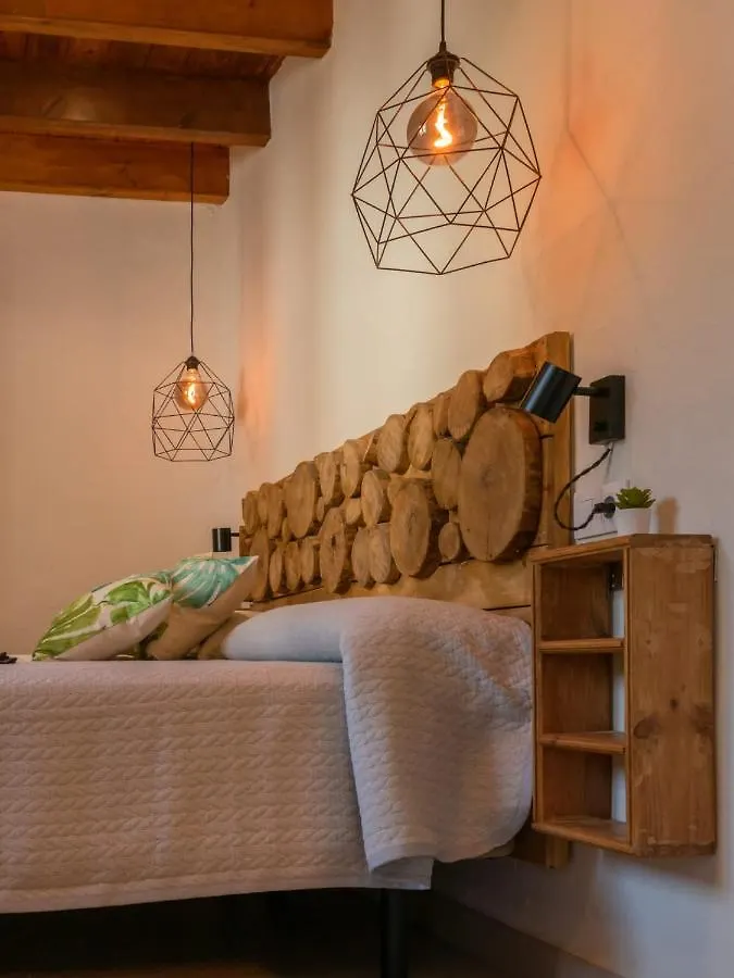 Apartment Alojamientos Biarritz La Piedra Fuenteheridos Spain